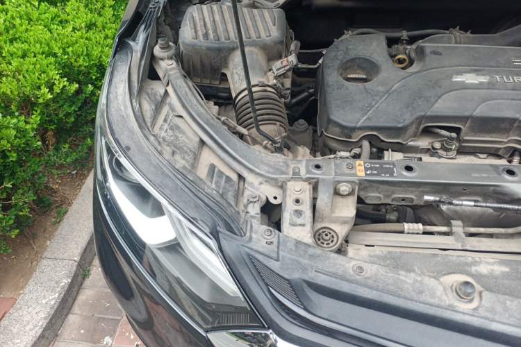 Used Chevrolet Equinox 2018 535T Automatic Chijie Edition Engine Bay Right