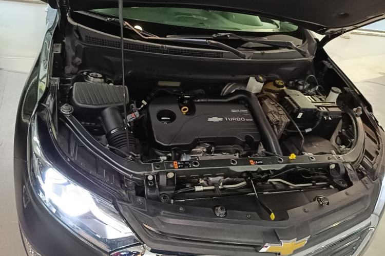 Used Chevrolet Equinox 2018 535T Automatic Chijie Edition Engine Bay