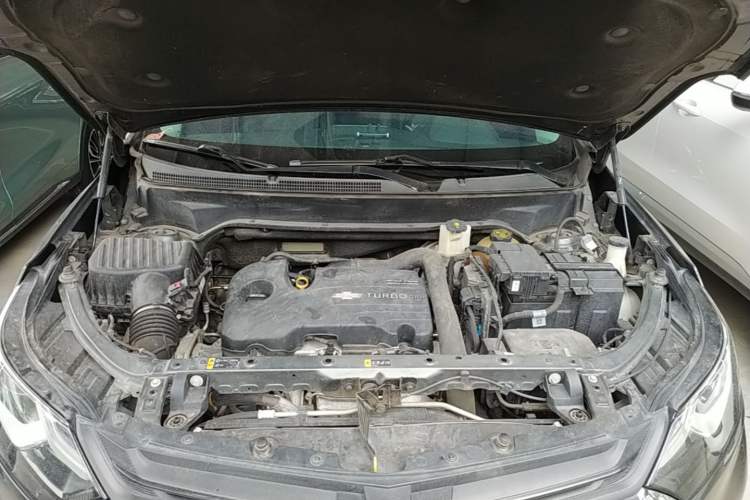 Used Chevrolet Equinox 2018 535T Automatic YuJie Edition Engine Bay