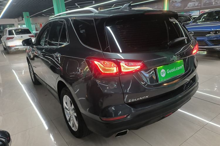 Used Chevrolet Equinox 2018 550T Automatic All-Wheel-Drive Explorer Edition Exterior 2