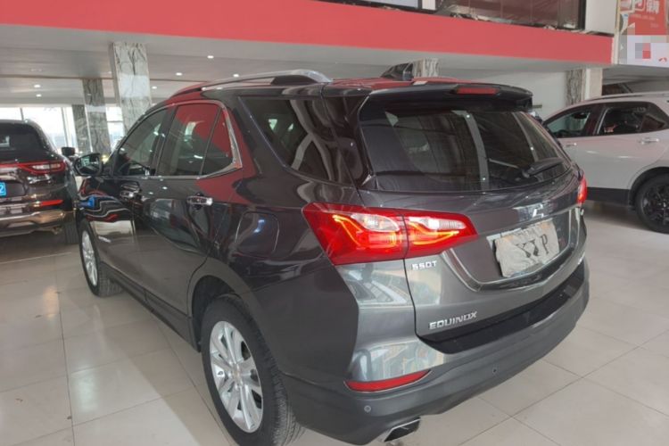 Used Chevrolet Equinox 2018 550T Automatic All-Wheel-Drive Boundary Edition Exterior 2