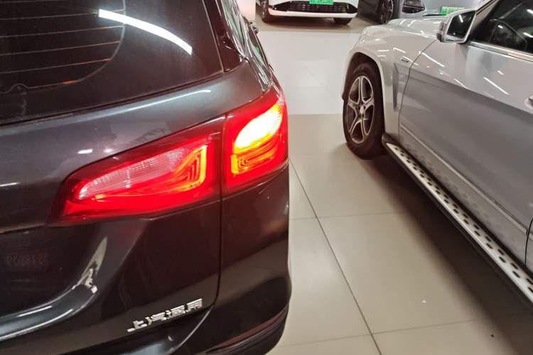 Used Chevrolet Equinox 2018 535T Automatic Chijie Edition Exterior 3