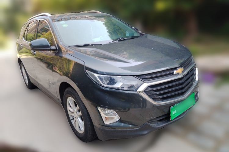 Used Chevrolet Equinox 2018 535T Automatic YuJie Edition Front Right 45 Deg