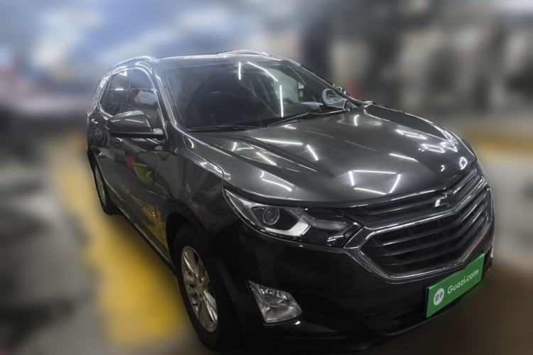 Used Chevrolet Equinox 2018 535T Automatic YuJie Edition Front Right 45 Deg