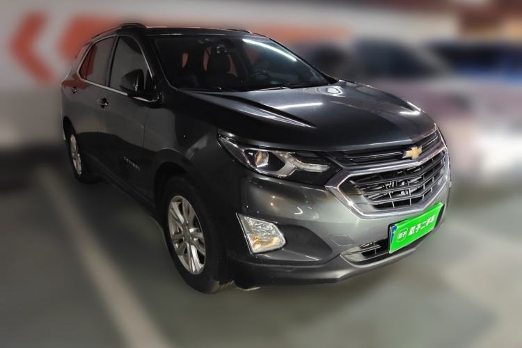 Used Chevrolet Equinox 2018 535T Automatic YuJie Edition Front Right 45 Deg