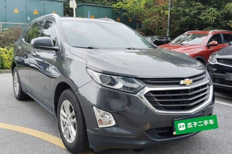 Used Chevrolet Equinox 2018 535T Automatic YuJie Edition Front Right 45 Deg