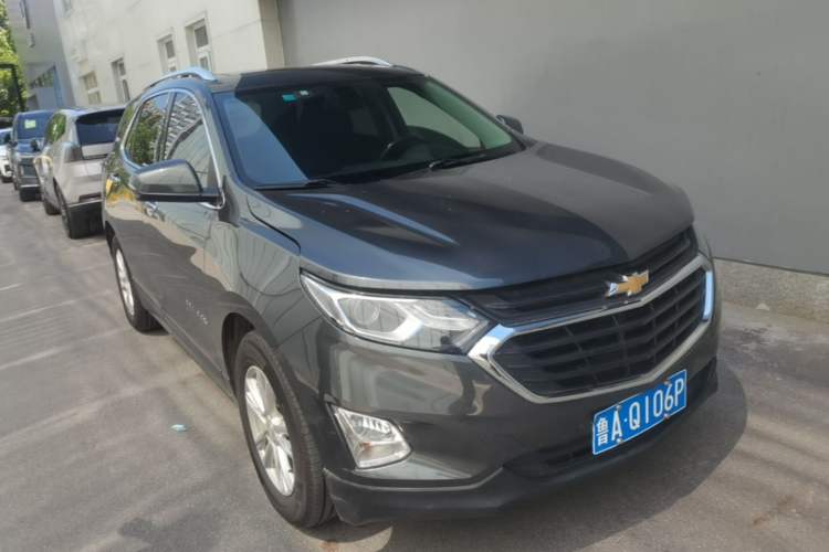 Used Chevrolet Equinox 2018 535T Automatic YuJie Edition Front Right 45 Deg