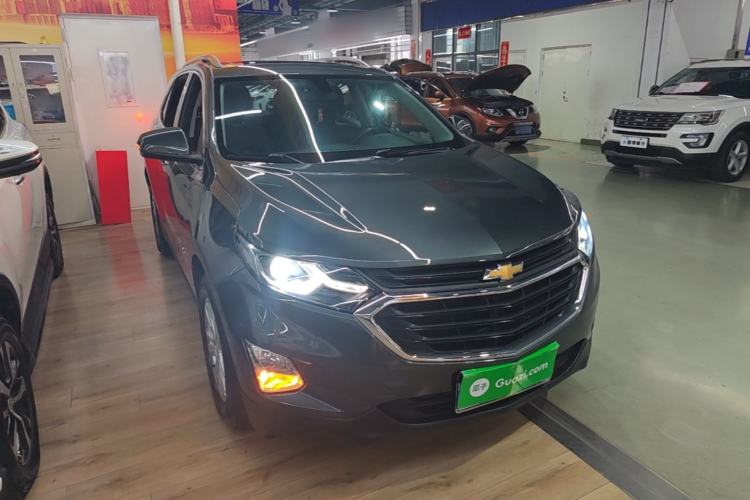 Used Chevrolet Equinox 2018 535T Automatic YuJie Edition Front Right 45 Deg