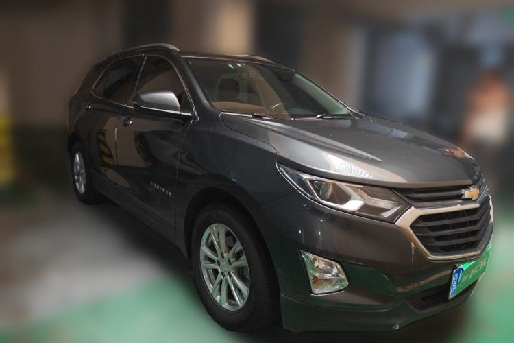 Used Chevrolet Equinox 2018 535T Automatic YuJie Edition Front Right 45 Deg