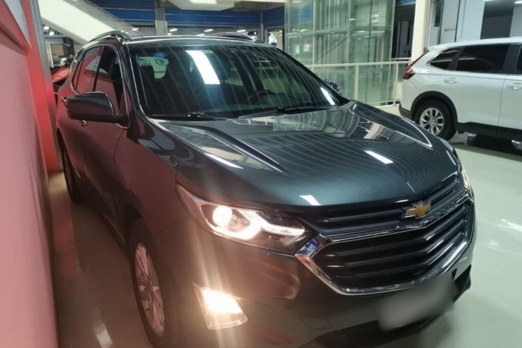 Used Chevrolet Equinox 2018 535T Automatic YuJie Edition Front Right 45 Deg