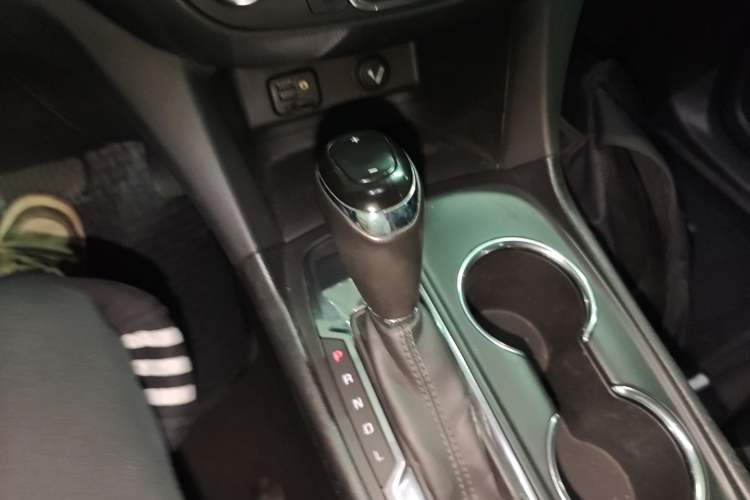 Used Chevrolet Equinox 2018 535T Automatic Chijie Edition Gear Lever