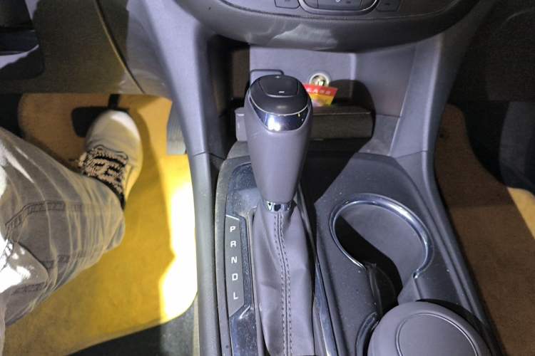 Used Chevrolet Equinox 2018 535T Automatic Chijie Edition Gear Lever