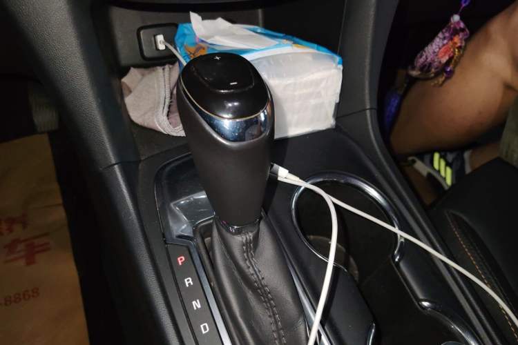 Used Chevrolet Equinox 2018 535T Automatic YuJie Edition Gear Lever