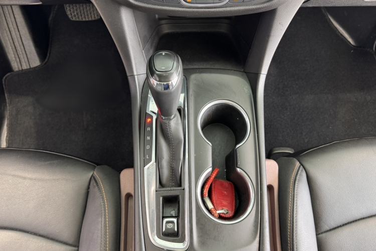 Used Chevrolet Equinox 2018 535T Automatic YuJie Edition Gear Lever