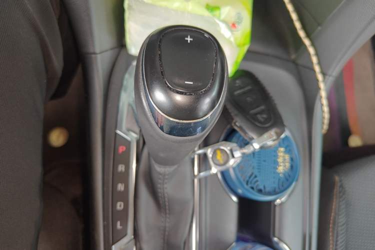 Used Chevrolet Equinox 2018 535T Automatic Chijie Edition Gear Lever