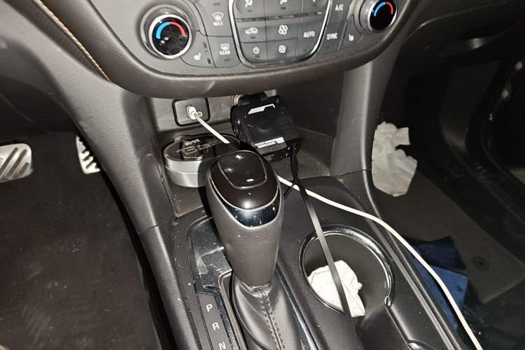 Used Chevrolet Equinox 2018 535T Automatic YuJie Edition Gear Lever