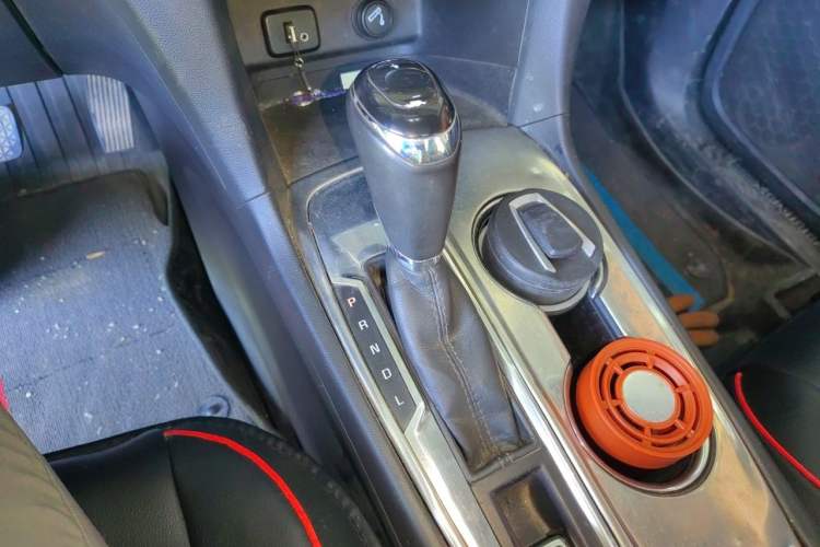 Used Chevrolet Equinox 2018 535T Automatic Chijie Edition Gear Lever