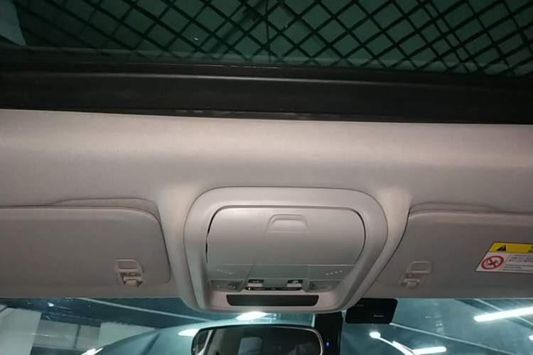 Used Chevrolet Equinox 2018 535T Automatic Chijie Edition Headliner