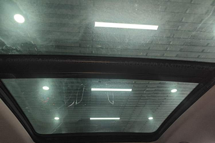 Used Chevrolet Equinox 2018 535T Automatic YuJie Edition Headliner