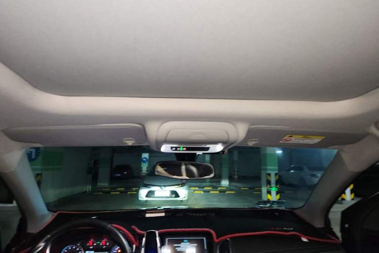 Used Chevrolet Equinox 2018 535T Automatic YuJie Edition Headliner