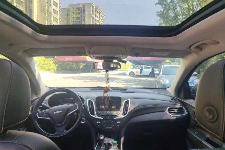 Used Chevrolet Equinox 2018 535T Automatic YuJie Edition Headliner
