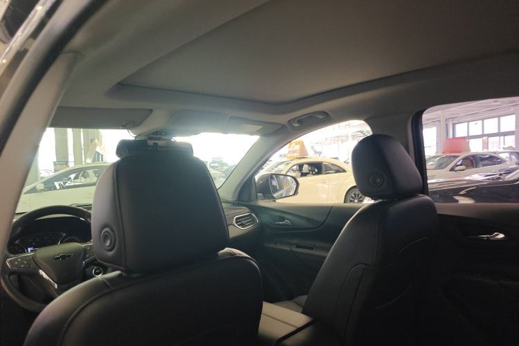 Used Chevrolet Equinox 2018 535T Automatic YuJie Edition Headliner
