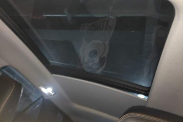 Used Chevrolet Equinox 2018 535T Automatic YuJie Edition Headliner