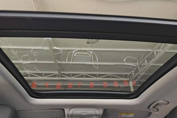 Used Chevrolet Equinox 2018 535T Automatic YuJie Edition Headliner