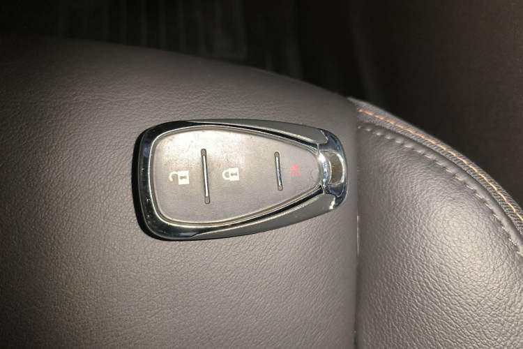 Used Chevrolet Equinox 2018 550T Automatic All-Wheel-Drive Explorer Edition Interior 1