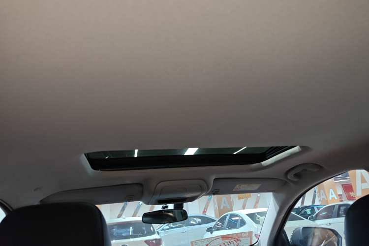 Used Chevrolet Equinox 2018 535T Automatic Lingjie Edition Interior 3