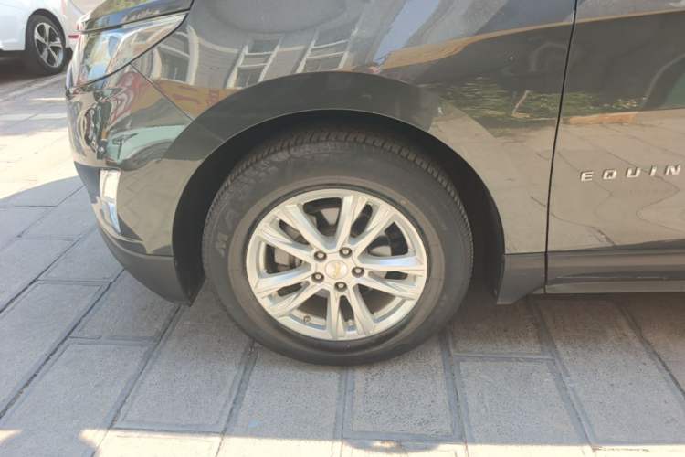 Used Chevrolet Equinox 2018 535T Automatic YuJie Edition Left Front Wheel Hub