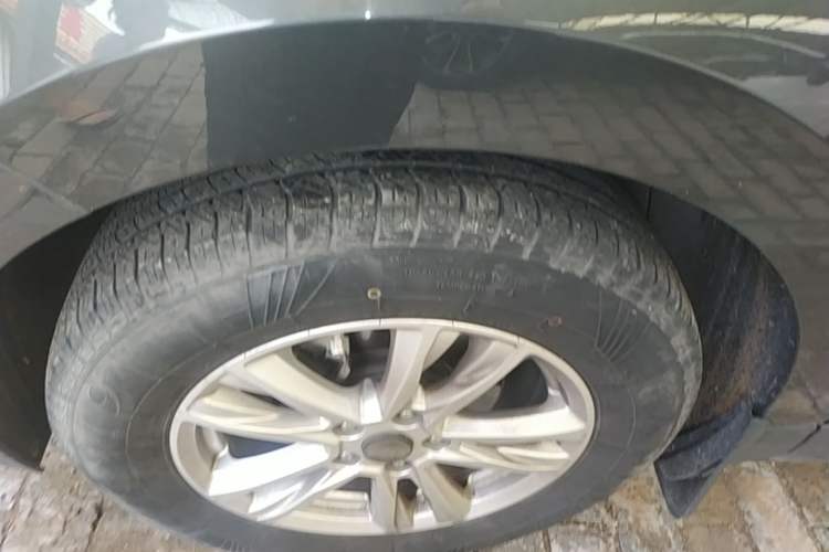 Used Chevrolet Equinox 2018 535T Automatic YuJie Edition Left Front Wheel Hub
