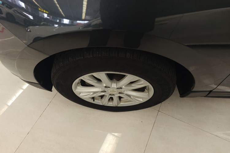 Used Chevrolet Equinox 2018 535T Automatic YuJie Edition Left Front Wheel Hub