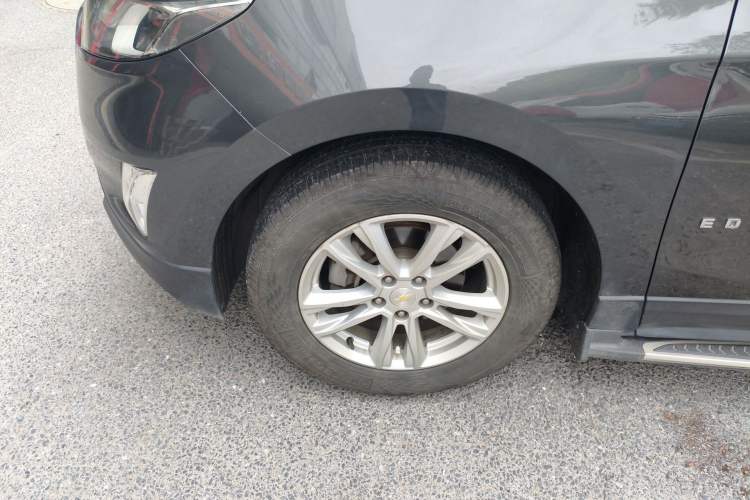 Used Chevrolet Equinox 2018 535T Automatic YuJie Edition Left Front Wheel Hub