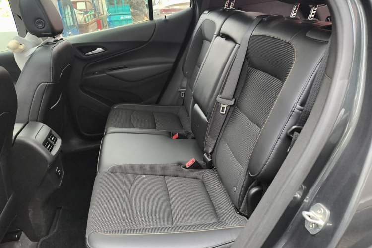 Used Chevrolet Equinox 2018 535T Automatic Chijie Edition Left Rear Seat