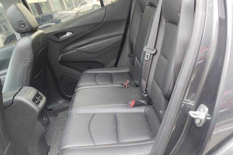 Used Chevrolet Equinox 2018 535T Automatic YuJie Edition Left Rear Seat