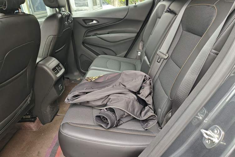 Used Chevrolet Equinox 2018 535T Automatic Chijie Edition Left Rear Seat