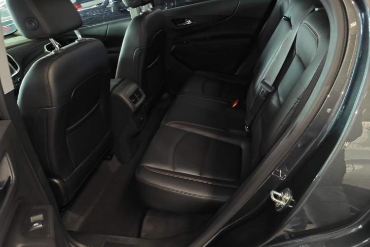 Used Chevrolet Equinox 2018 535T Automatic YuJie Edition Left Rear Seat