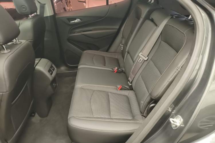 Used Chevrolet Equinox 2018 535T Automatic Chijie Edition Left Rear Seat