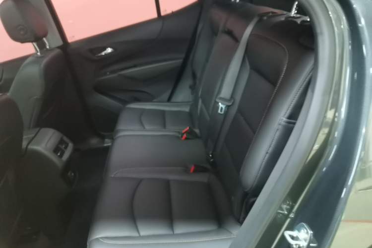 Used Chevrolet Equinox 2018 535T Automatic YuJie Edition Left Rear Seat