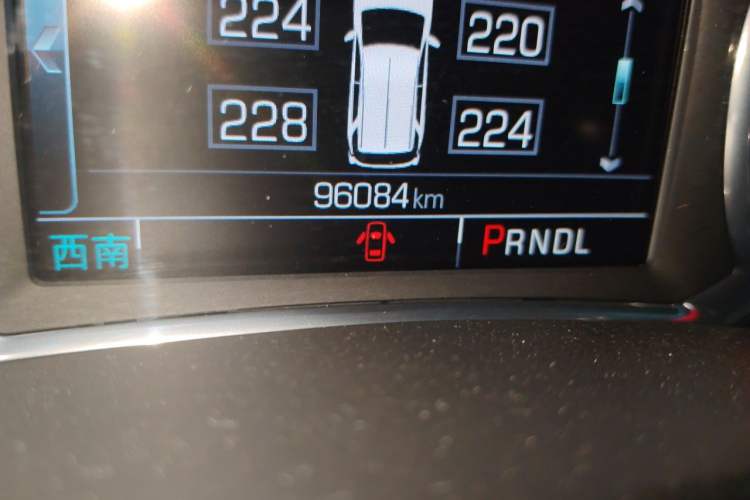 Used Chevrolet Equinox 2018 535T Automatic YuJie Edition Odometer Close Up