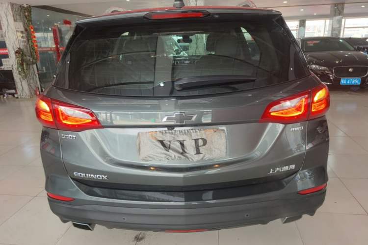 Used Chevrolet Equinox 2018 550T Automatic All-Wheel-Drive Boundary Edition Rear