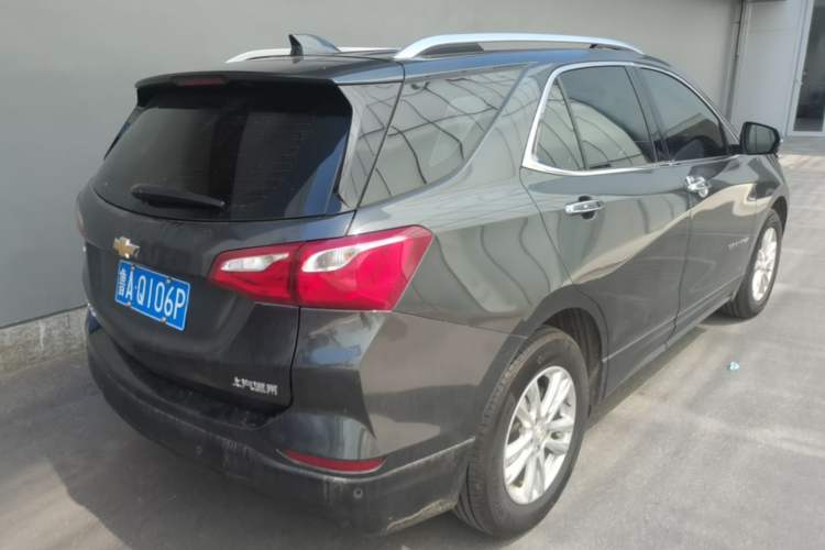 Used Chevrolet Equinox 2018 535T Automatic YuJie Edition Rear Right 45 Deg