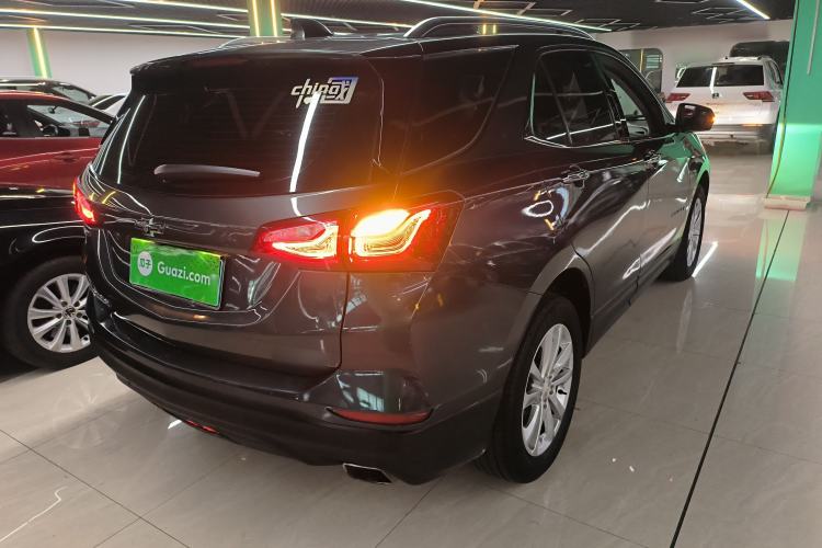 Used Chevrolet Equinox 2018 550T Automatic All-Wheel-Drive Explorer Edition Rear Right 45 Deg