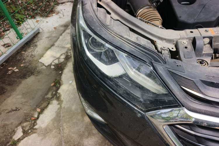 Used Chevrolet Equinox 2018 535T Automatic YuJie Edition Right Front Headlight
