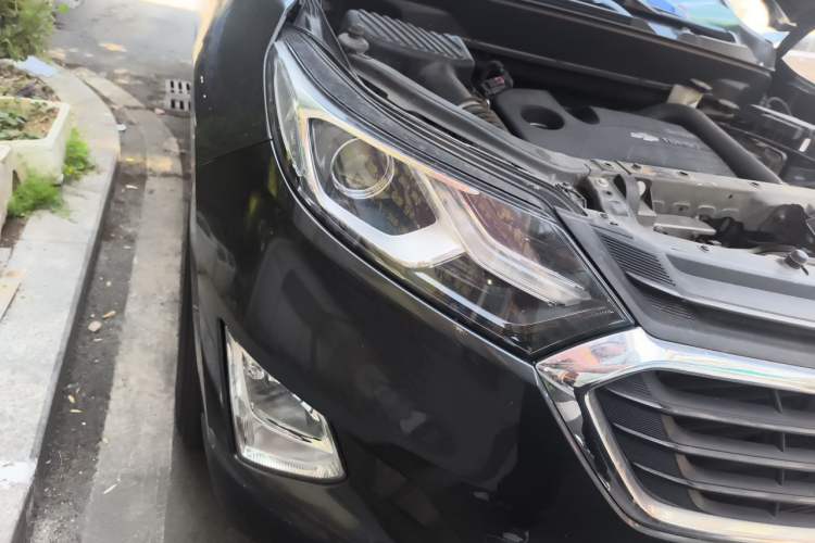 Used Chevrolet Equinox 2018 535T Automatic YuJie Edition Right Front Headlight