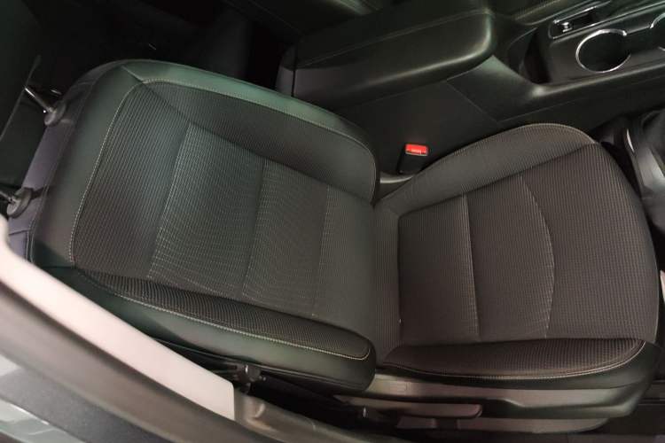 Used Chevrolet Equinox 2018 535T Automatic Chijie Edition Right Front Seat