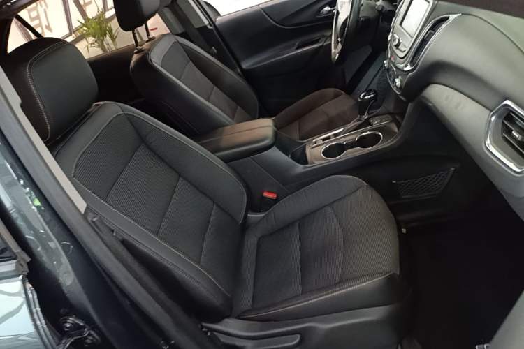 Used Chevrolet Equinox 2018 535T Automatic Chijie Edition Right Front Seat