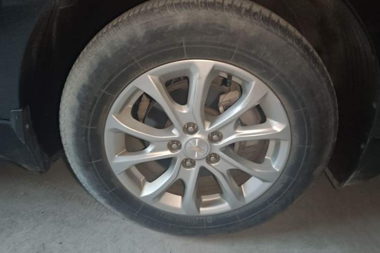 Used Chevrolet Equinox 2018 535T Automatic Lingjie Edition Right Front Wheel Hub