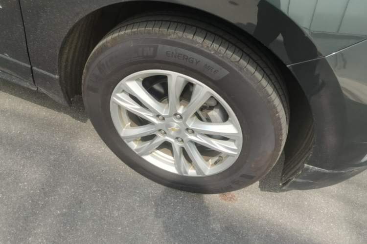 Used Chevrolet Equinox 2018 535T Automatic YuJie Edition Right Front Wheel Hub